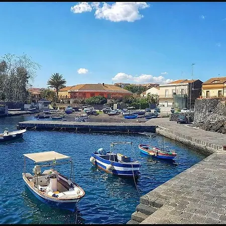 Casa vacanze Cozy By The Sea Acireale